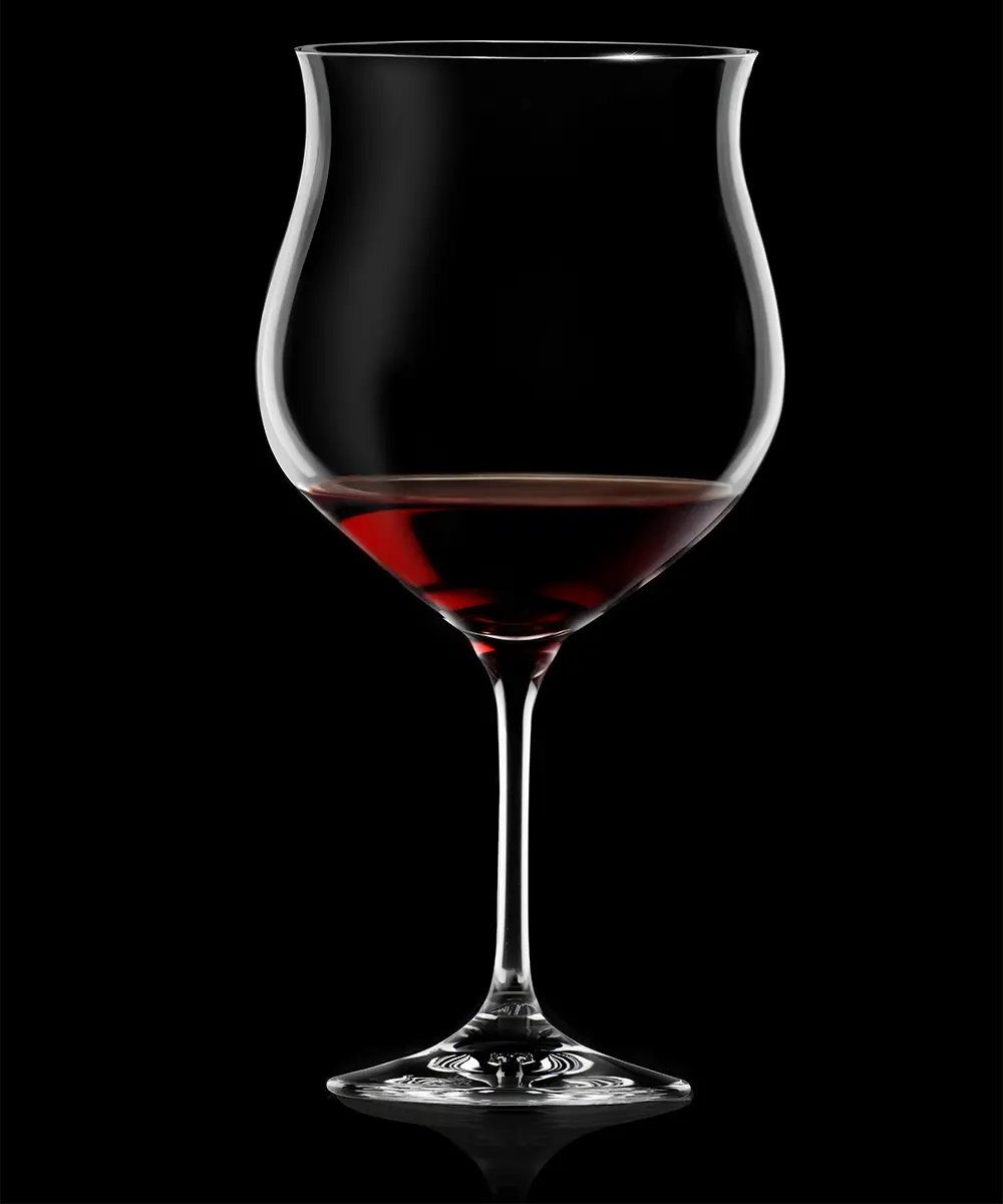 copa-magnum-tulipano-nero-vino-rosso.webp